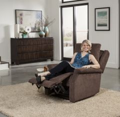 Metro Power Recliner from the Pride VivaLift! Collection - PLR-925M